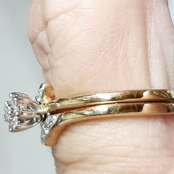 #812~'DOUBLE' DIAMOND RING - Picture 3 of 3